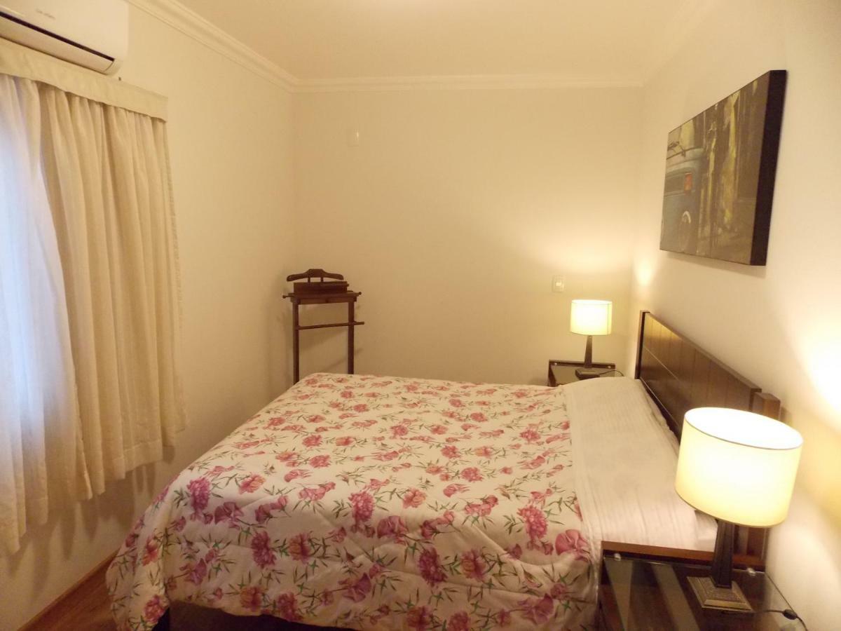 Triplex 3 Suites Em Canela Esterno foto