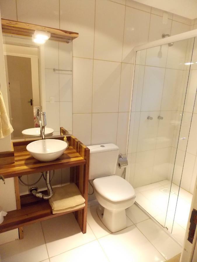 Triplex 3 Suites Em Canela Esterno foto